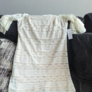 Elegant Lace Off-Shoulder Dress